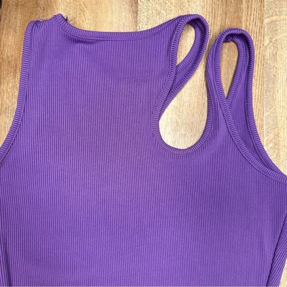 NWOT Shein Cutout Purple Top Size Small - Picture 5 of 9